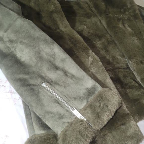 BoohooMan Faux Fur Lined Suede Aviator Jacket Men's Size Small - Picture 8 of 8